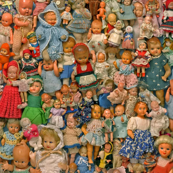 Натюрморт с куклами — стоковое фото