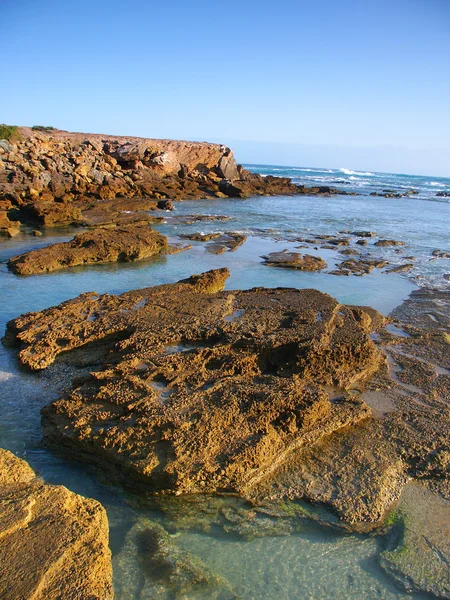 Costa rochosa em Victoria, Austrália — Fotografia de Stock