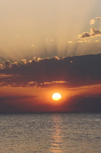 Захід сонця над Адріатичним морем Ліцензійні Стокові Зображення