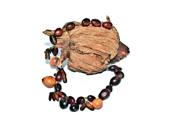 Естественное ожерелье из бусин — стоковое фото