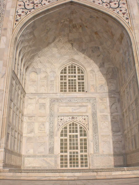 Fragmento de un edificio de Taj Mahal, Delhi, India . — Foto de Stock