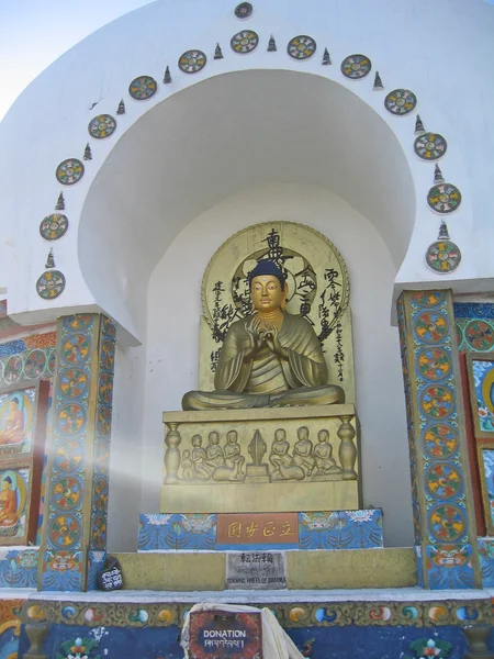 Ladakh, Ινδία, κεφαλαίου leh, θρησκευτικές Οικόπεδα στο κονίαμα shanti. — Φωτογραφία Αρχείου