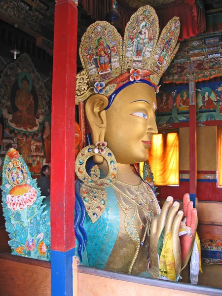 Shey, Ladakh, Indie, shakjamuni Budda w klasztorze. — Zdjęcie stockowe