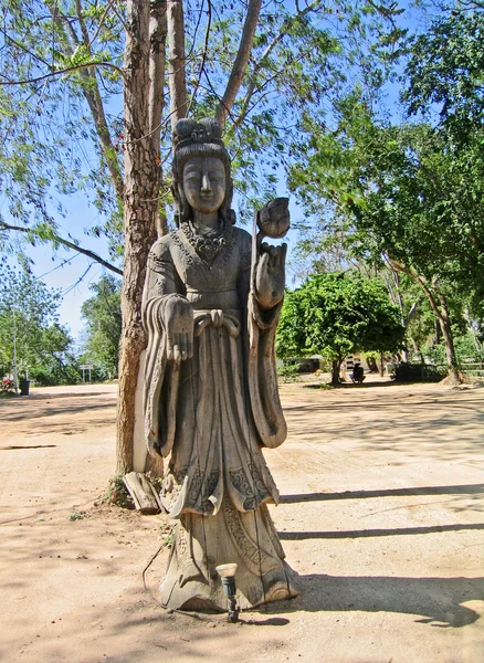 Escultura Religiosa Madeira Jardim Sobre Templo Madeira Budista True Pattaya — Fotografia de Stock