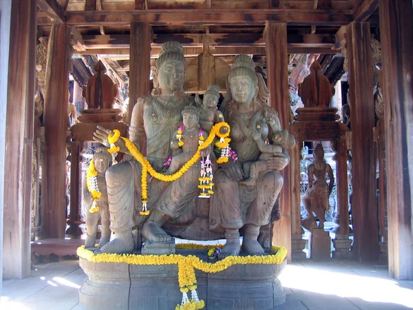 Sculptures Intérieur Temple Bois Bouddhiste Construction True Pattaya Thaïlande — Photo