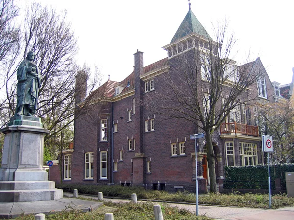 Κάτω Χώρες Σπίτι Και Μνημείο Στο Λέιντεν Της — Φωτογραφία Αρχείου