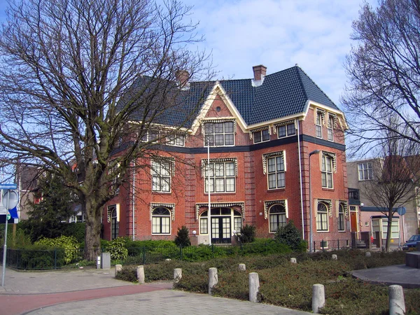 Nederland, het huis in de stad leiden — Stockfoto