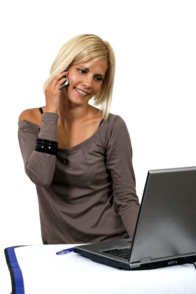 Komputer blondynka — Zdjęcie stockowe