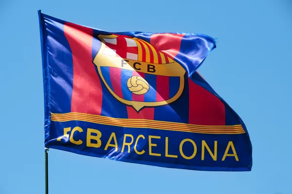 Steagul FC Barcelona flutură pe vânt — Fotografie, imagine de stoc