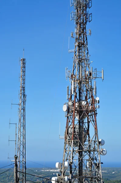 Communications tower — Stock Photo, Image