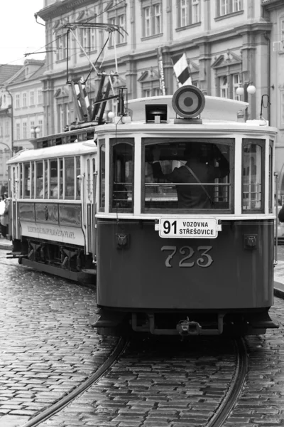 Černé a bílé tramvaje — Stock fotografie
