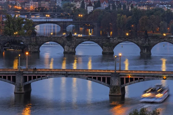 Prahy mosty — Stock fotografie