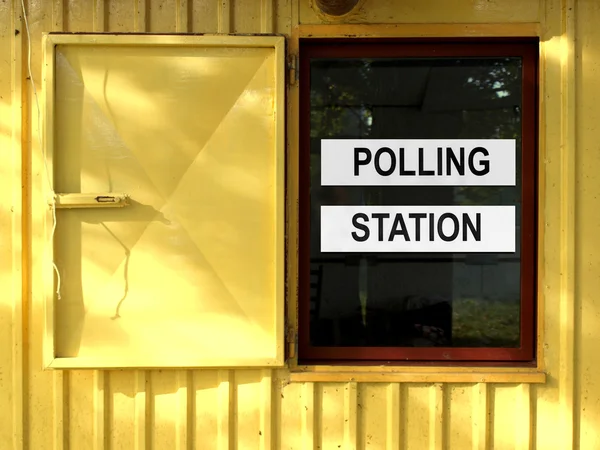 Избирательный участок — стоковое фото
