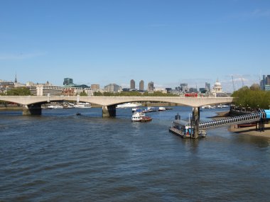 Londra 'da Thames Nehri