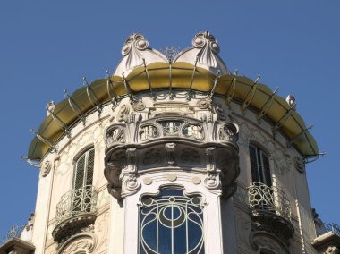 Casa la fleur, Torino