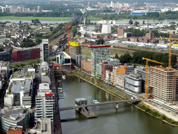Duesseldorf mediahafen hamnen — Stockfoto