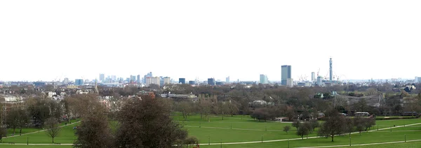 Londons Skyline vom Primrose Hill aus gesehen, mit Kopierraum — Stockfoto