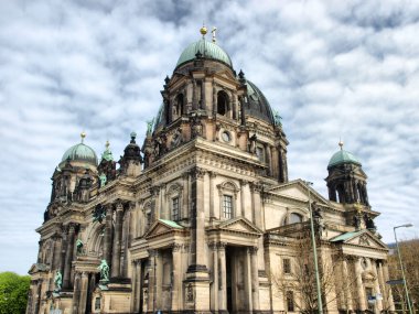 Berlinli Dom