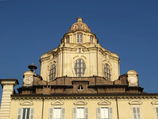 Kyrkan San lorenzo, turin — Stockfoto