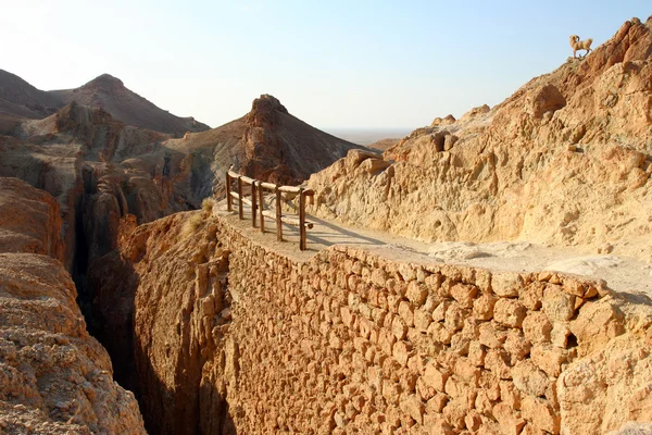 stock image Mountain road in Chebika, on border of Sahara, Tunisia