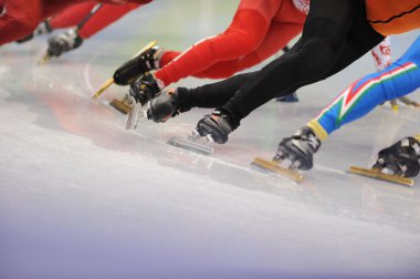 ice-skaters runners legs