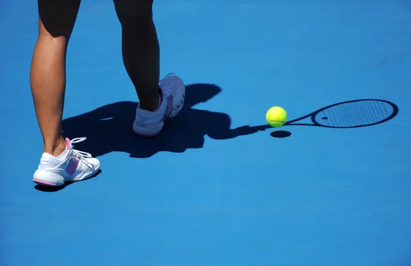 女子テニス プレーヤーの足 ストック画像