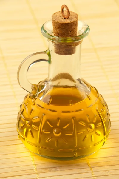 Бутылка арганового масла — стоковое фото