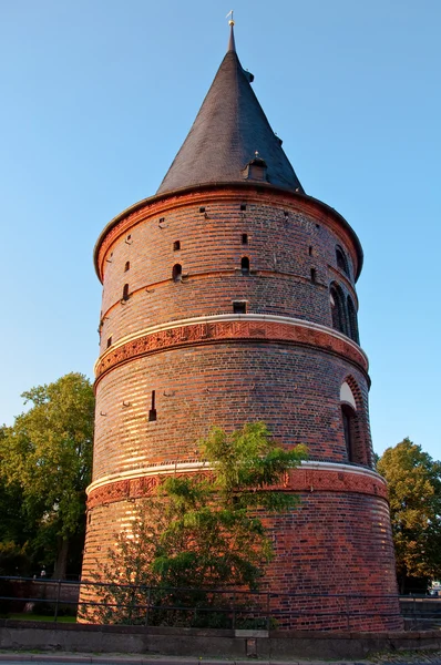Стара вежа в Любек, Німеччина — стокове фото