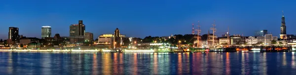 Порт Гамбурга — стоковое фото