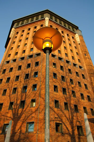 Uma velha torre de água — Fotografia de Stock