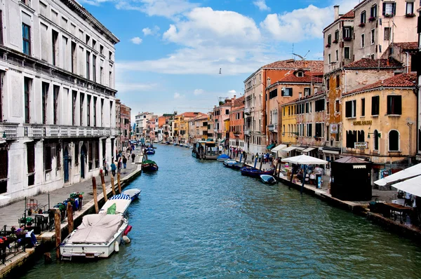 威尼斯中的运河 — 图库照片