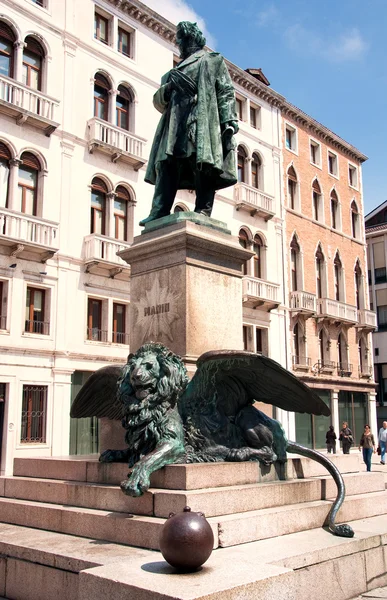 Standbeeld van daniele manin in Venetië — Stockfoto