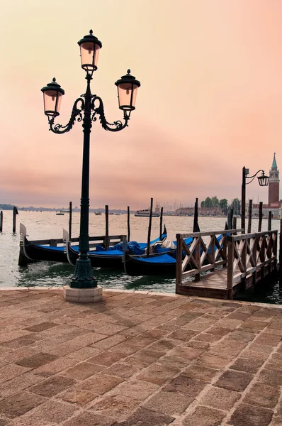 Gondolas i Venedig Royaltyfria Stockbilder
