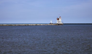 Lorain Lighthouse clipart