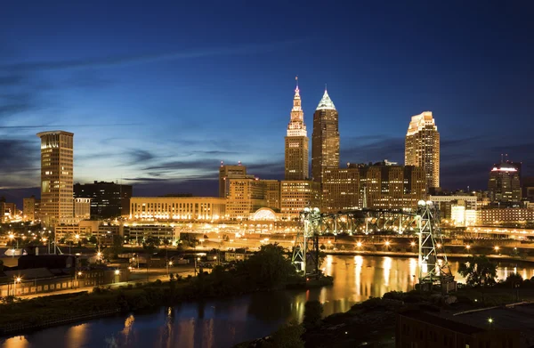Noite no centro de Cleveland — Fotografia de Stock