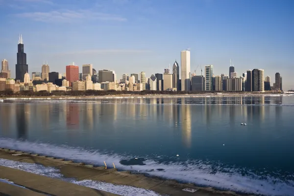 Bevroren Michiganmeer in chicago — Stockfoto