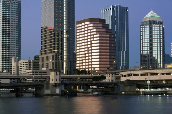 Edifici nel centro di Tampa — Foto Stock