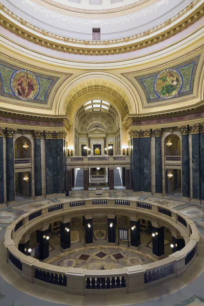 州議会議事堂のインテリア — ストック写真