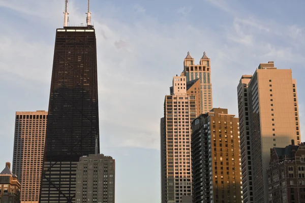 Skyskrapor i chicago från norra sidan — Stockfoto