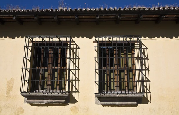 Windows seen in Antigua — Stock Photo, Image