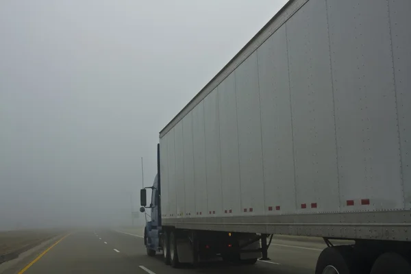 Día de niebla —  Fotos de Stock
