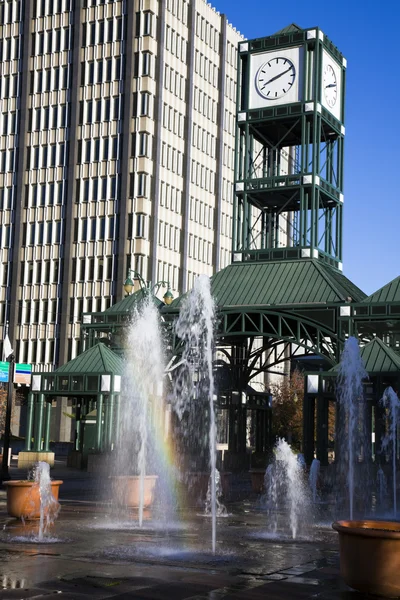 Uhrturm in der Innenstadt von Memphis — Stockfoto