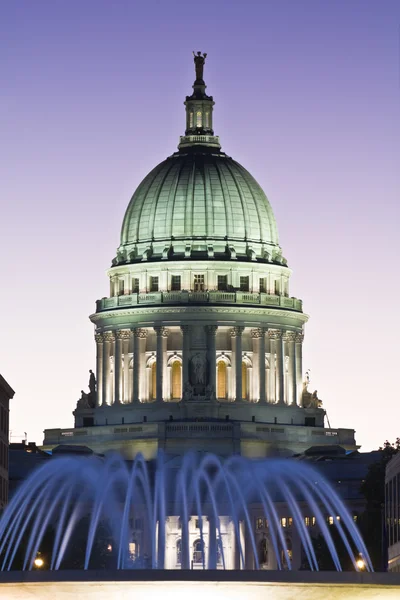 Madison, Wisconsin - State Capitol — Stock Photo, Image