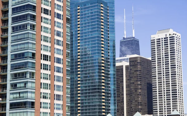 Prédios de apartamentos em Chicago — Fotografia de Stock