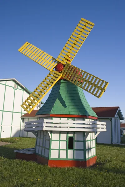 Pequeno moinho de vento em Elk Horn — Fotografia de Stock