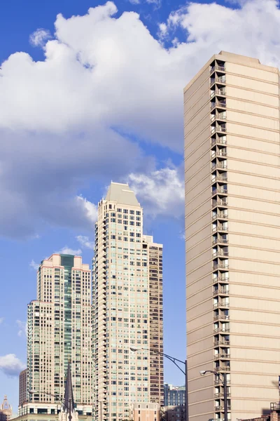 Edificios de apartamentos en Chicago — Foto de Stock