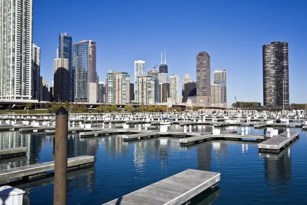 Chicago från marina — Stockfoto