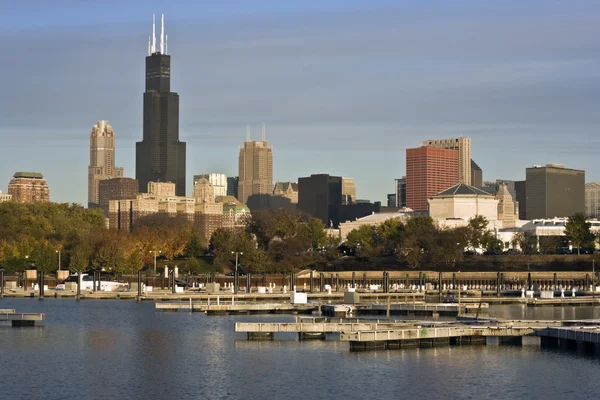 Chicago seen from marina — Stock Photo, Image