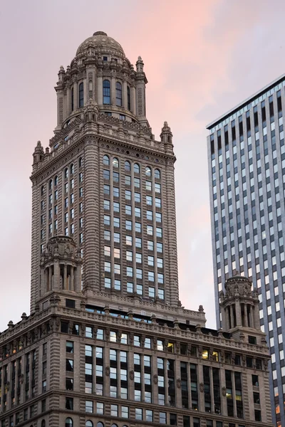 Историческое здание в центре Чикаго — стоковое фото
