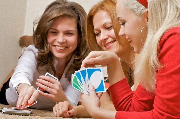 Girls playing cards — Stock Photo, Image
